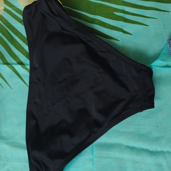 🌸FRENCH CONNECTION BANDEAU BIKINI - Picture 7 of 7